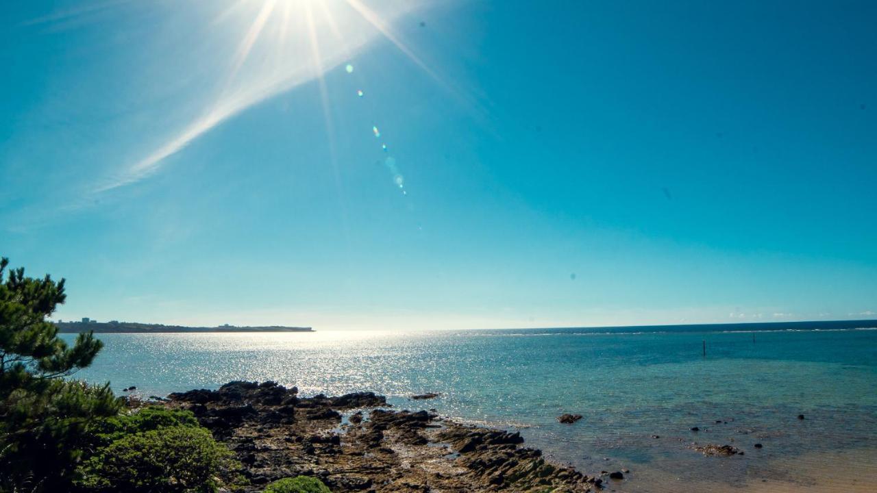Sunset Beach House Onna Eksteriør bilde